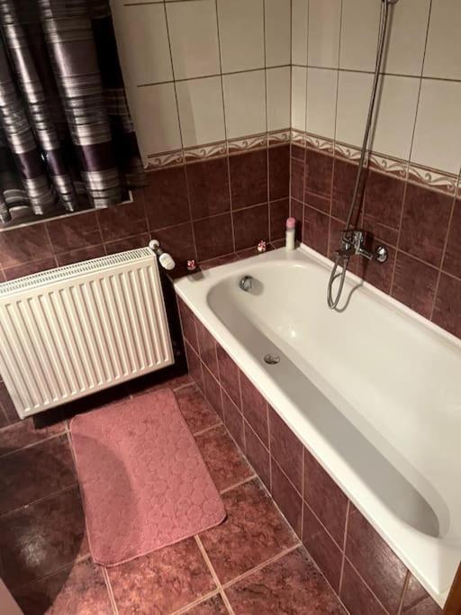 Laura Apartman Hajdúszoboszló Екстериор снимка